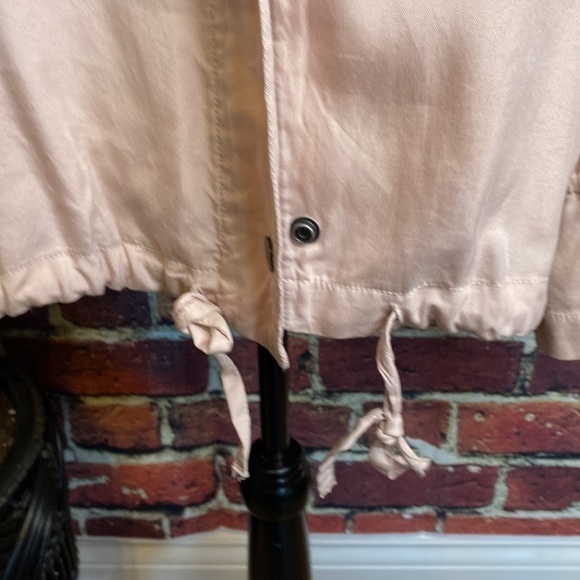 HINGE Light Pink 100% Lyocell Soft bomber spring jacket size S - Picture 5 of 10